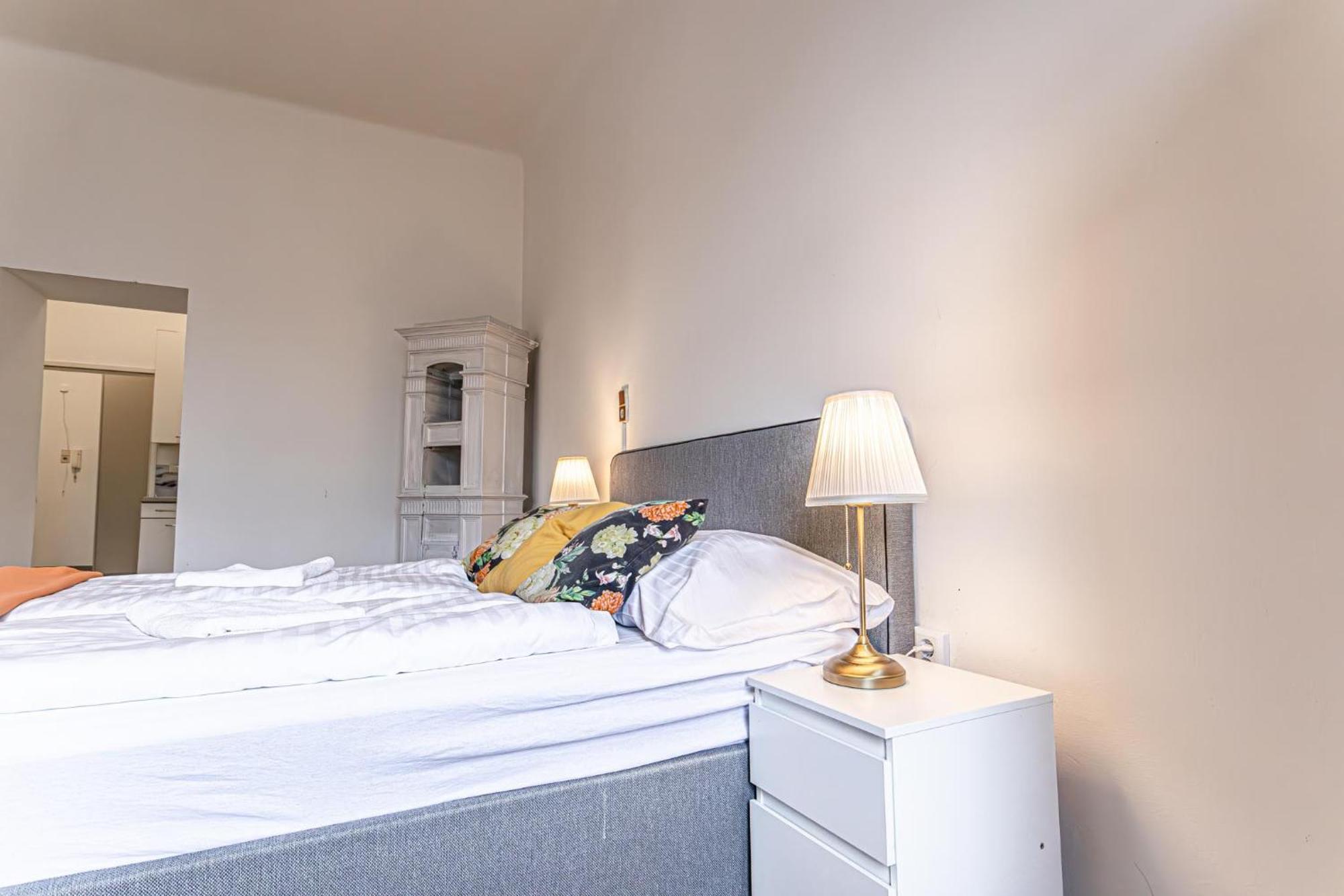 Gorgeous 1Br Apt Near Akh Hospital Viena Exterior foto